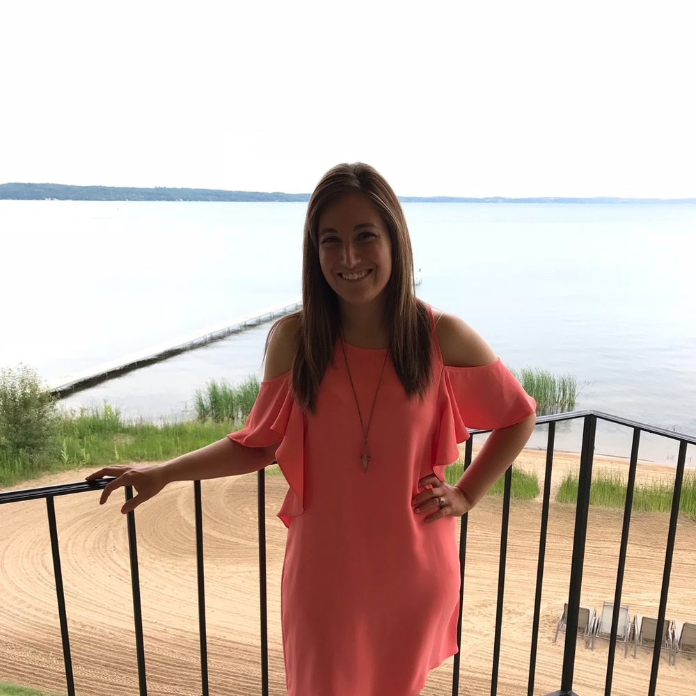 Meet your Posher, Stephanie